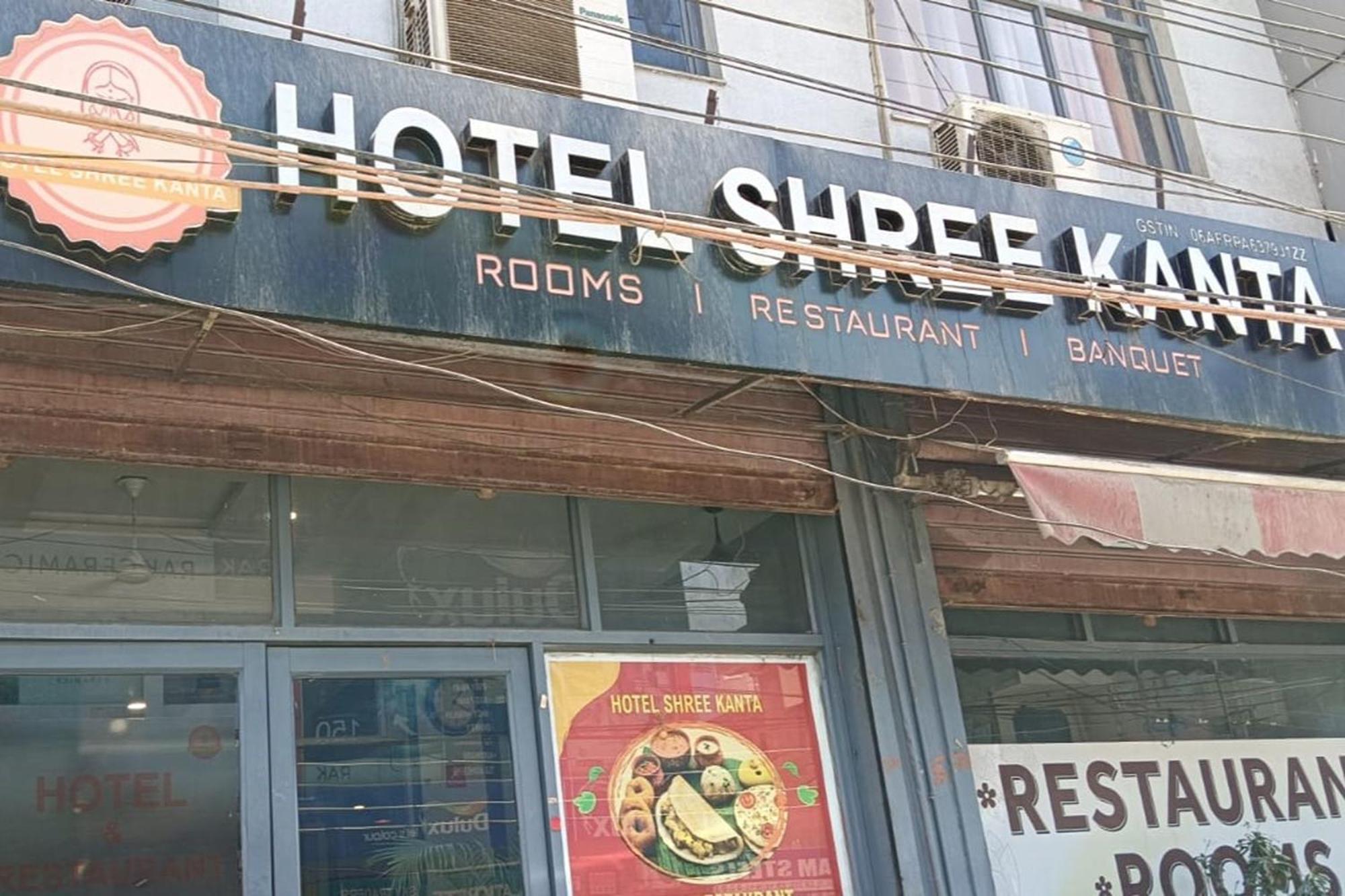 Hotel Shree Kanta Гургаон Экстерьер фото